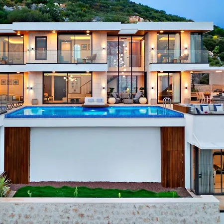 5 Bedroom - 7851 Willa Kalkan